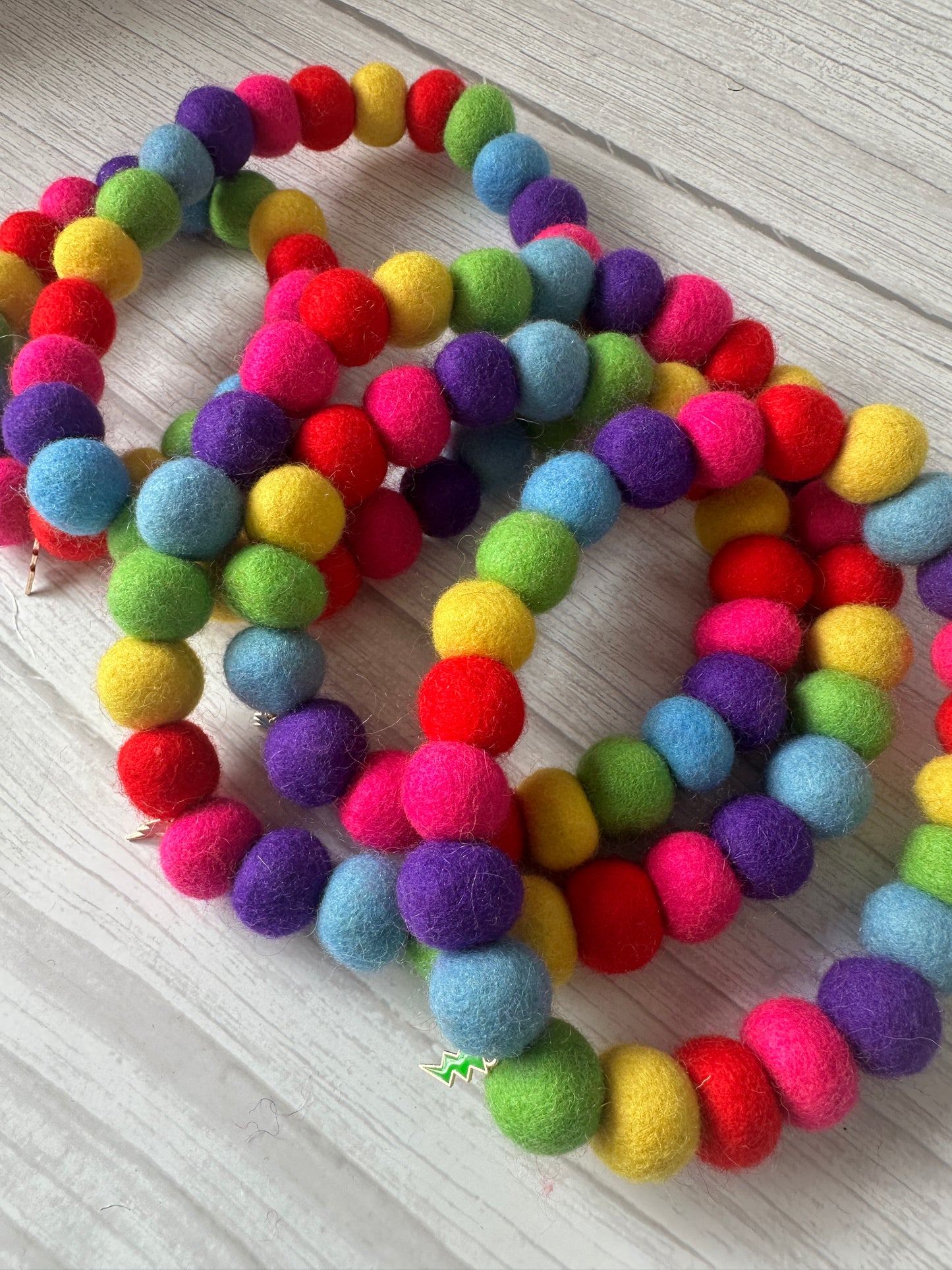 PomPom Pet Collar - Rainbow lightning