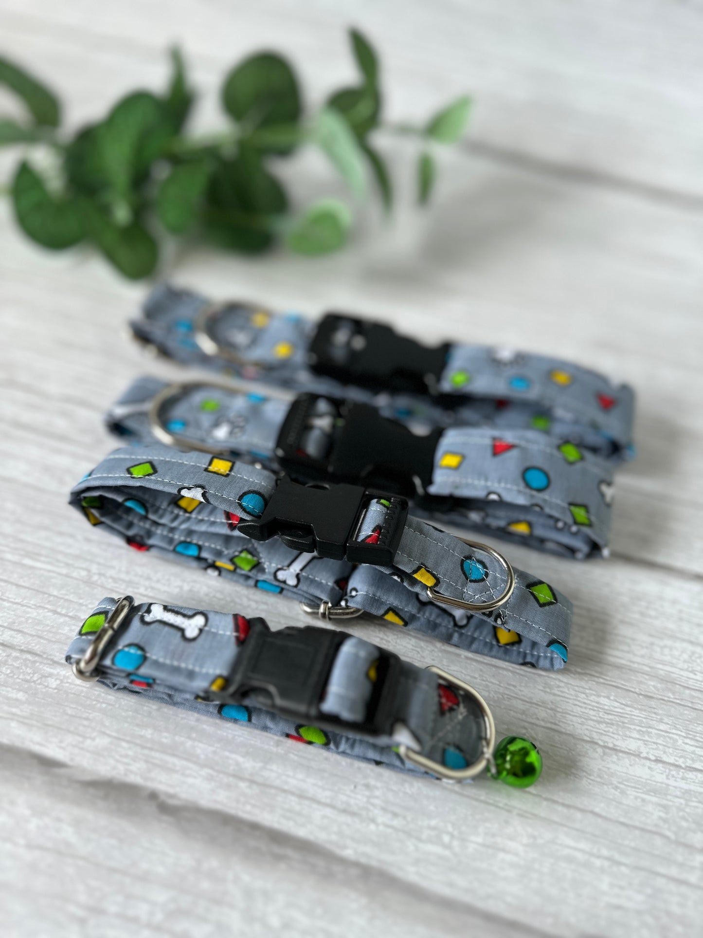 Cotton Pet Adjustable Collar - Retro Bones