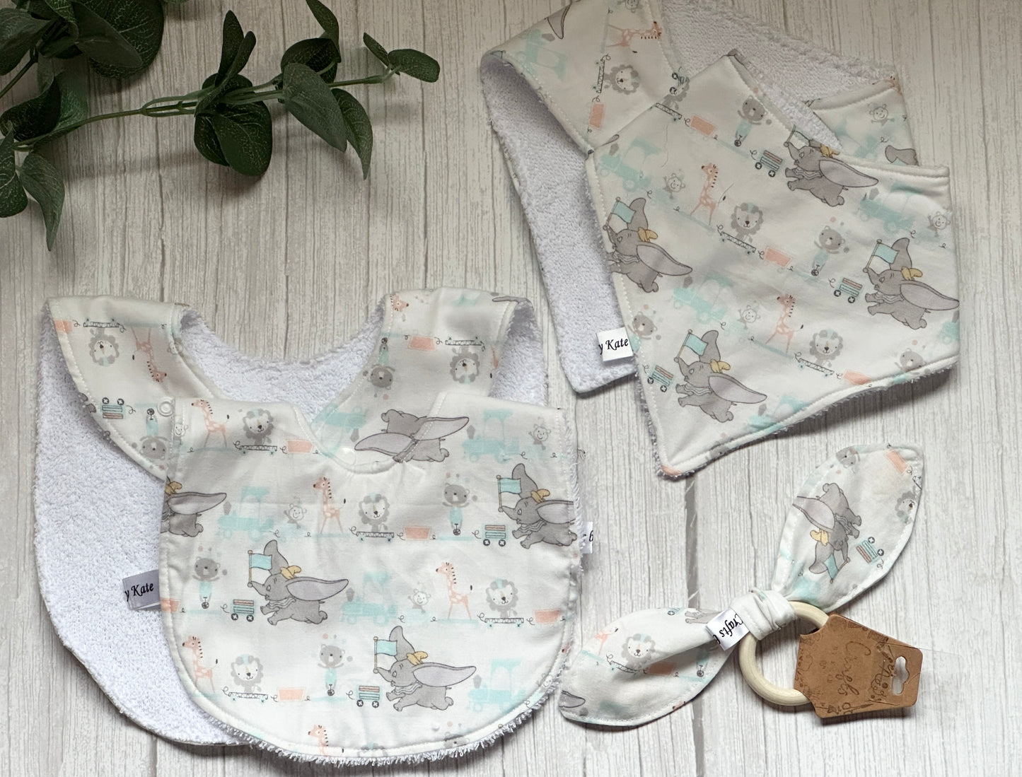 Cotton & Terry Towelling Baby Sets - Dumbo at the Circus
