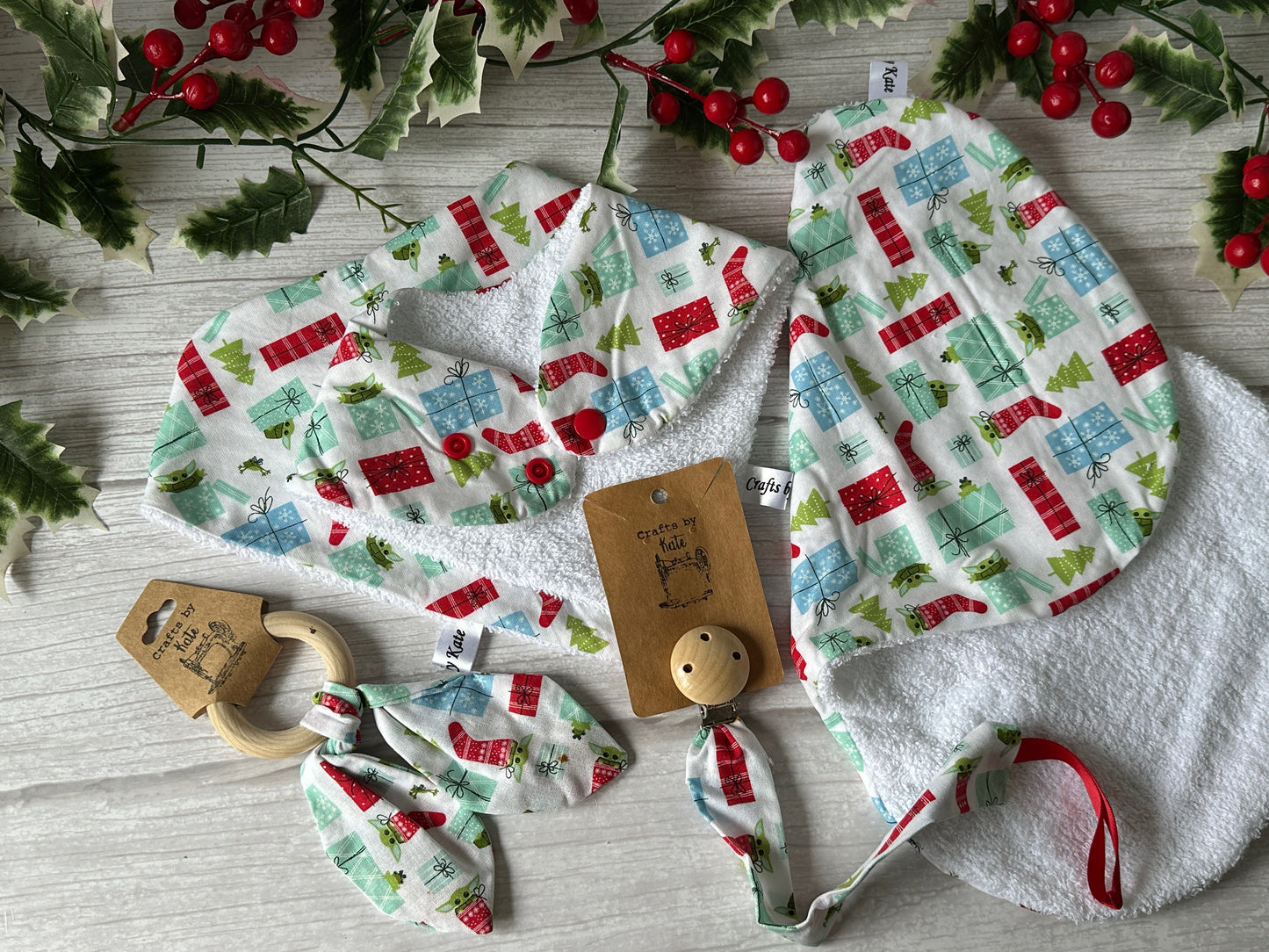 Cotton & Terry Towelling Baby Sets - Christmas Baby Yoda
