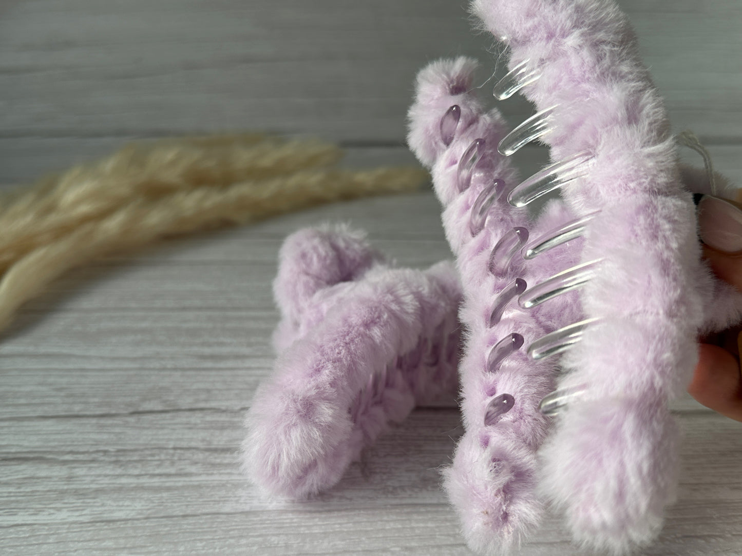 Fluffy Hair Claw Clip - Lavender Purple