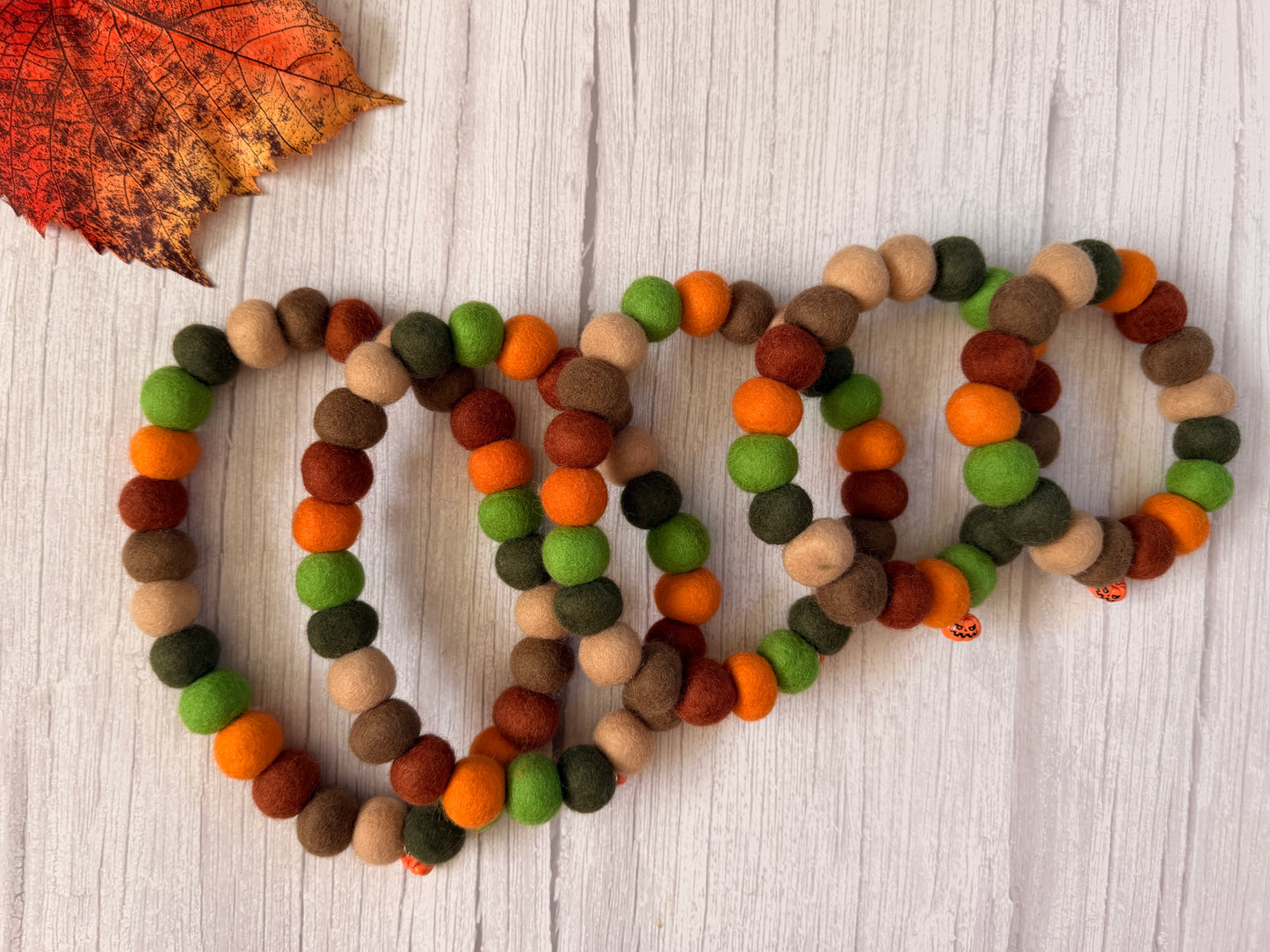 PomPom Pet Collar - Pumpkin Carving