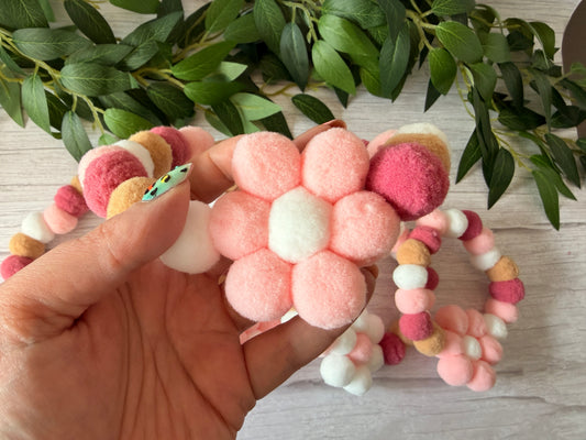 PomPom Pet Collar - Daisy Days