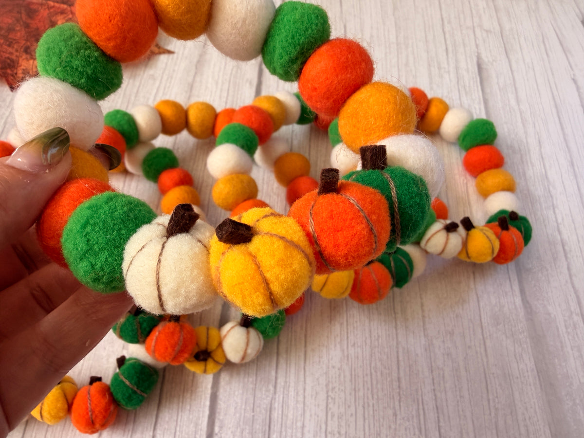 PomPom Pet Collar - Pumpkin Season