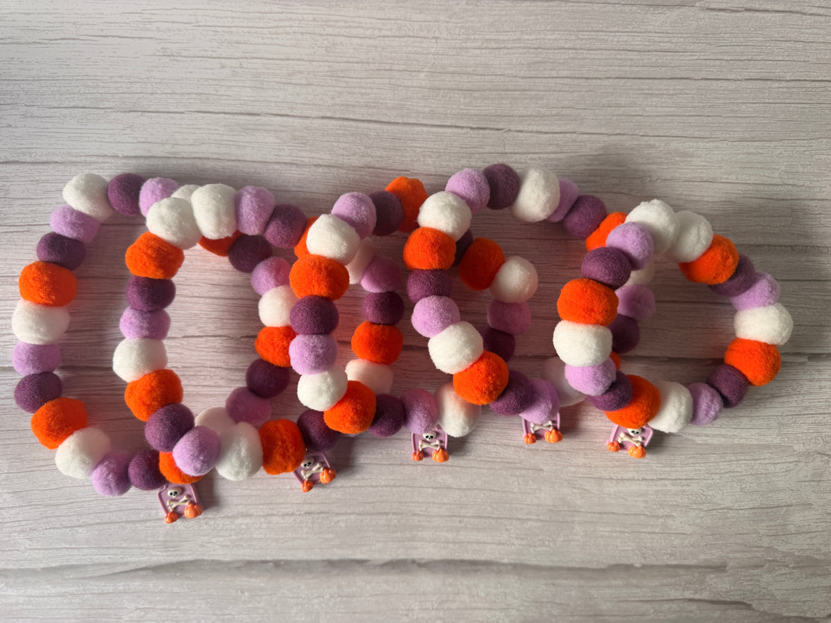 PomPom Pet Collar - Skeleton party