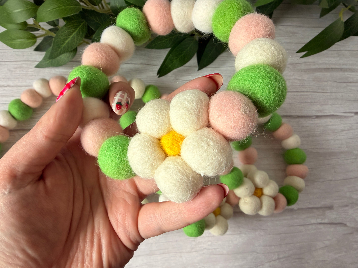 PomPom Pet Collar - Fresh as a Daisy