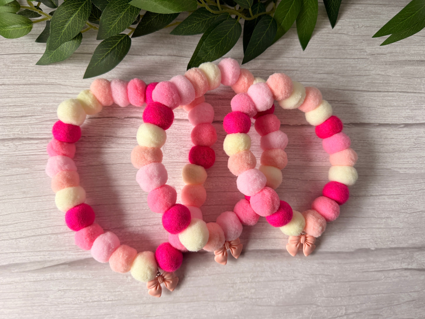 PomPom Pet Collar - Pink Bows