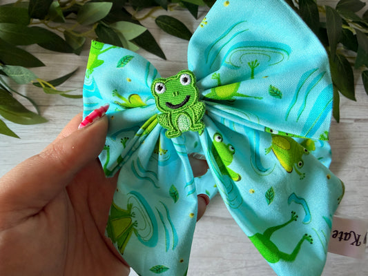 Pet Sailor Bows - Frogtastic