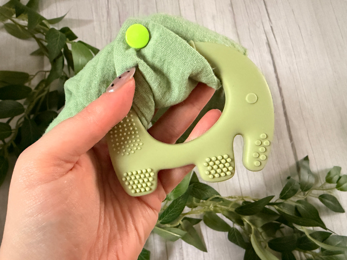 Silicone Elephant Teether & Muslin Cloth