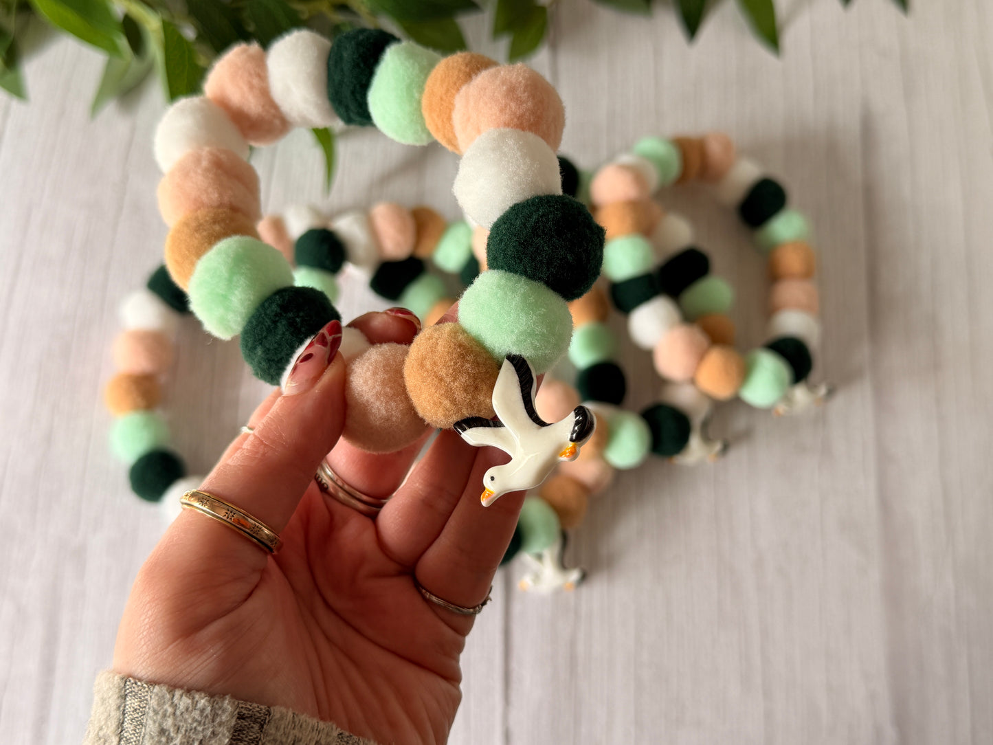 PomPom Pet Collar - Silly Seagull