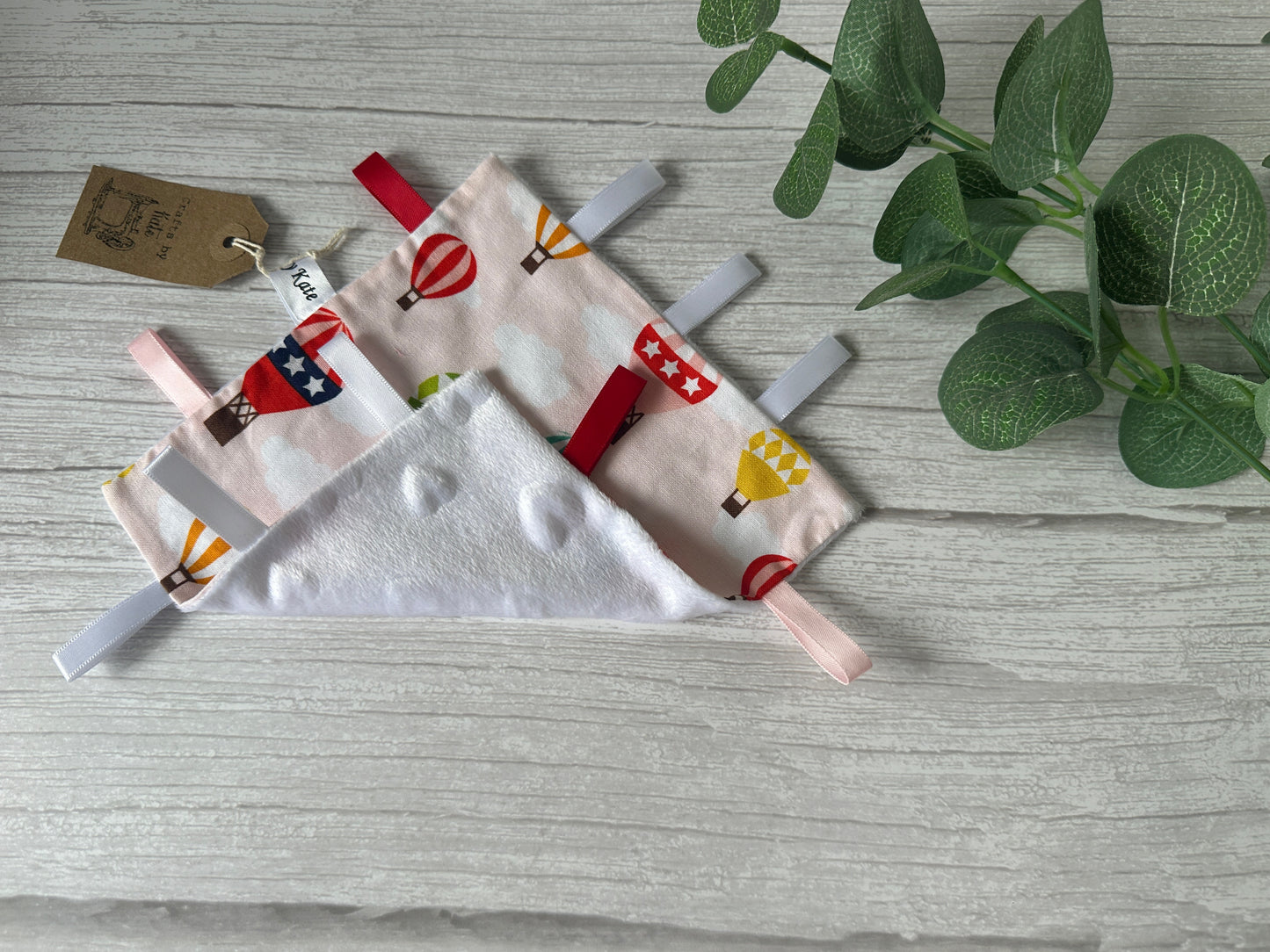 Cotton & Dimple Fleece Baby Taggy Comfort Blanket - Hot Air Balloon