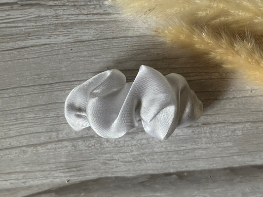 Silk French Barrette Scrunchie Clip - Ice White