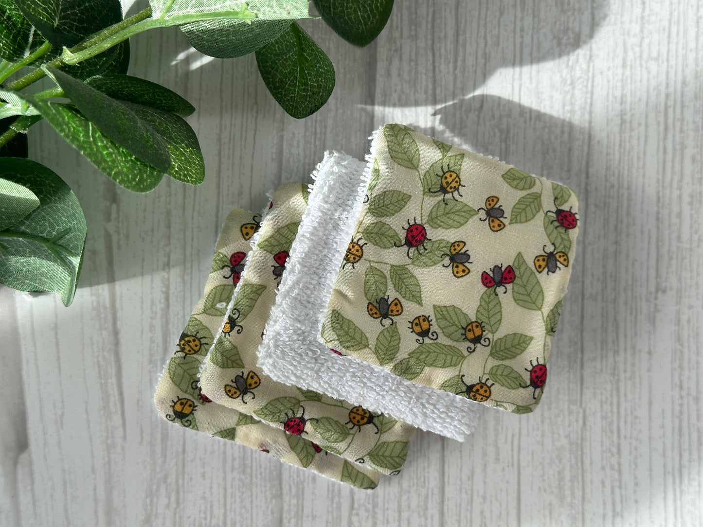 Cotton Reusable Make-up Remover Pads - Ladybugs