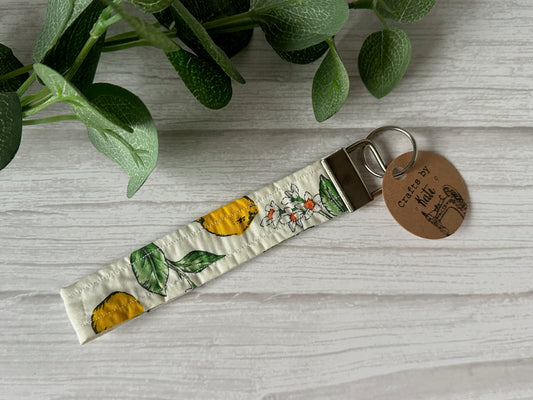 Cotton Wristlet with Metal Fob Keychain - Lemon Print