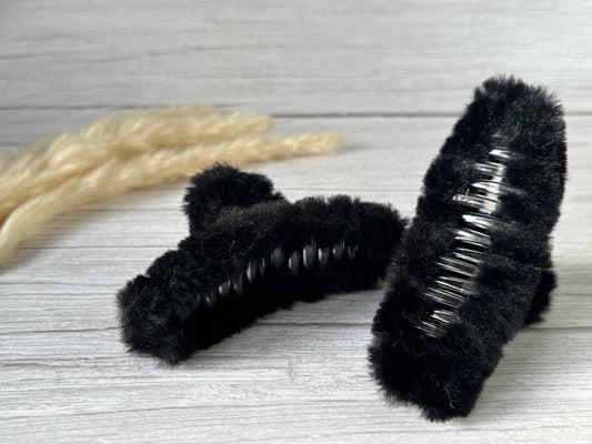 Fluffy Hair Claw Clip - Midnight Black