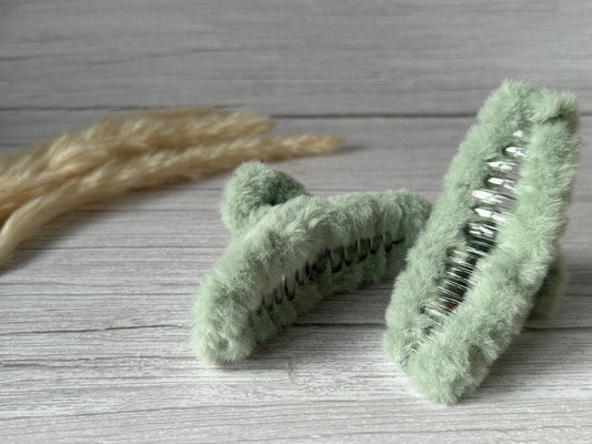 Fluffy Hair Claw Clip - Mint Green