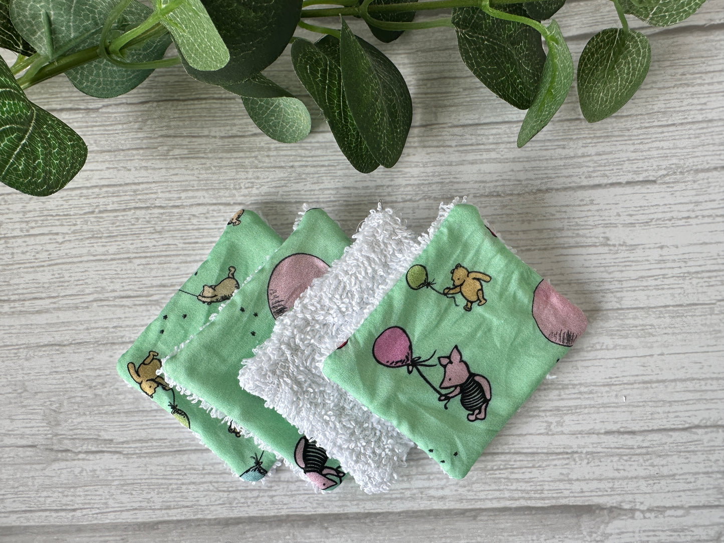 Cotton Reusable Make-up Remover Pads - Winnie the Pooh (mint)